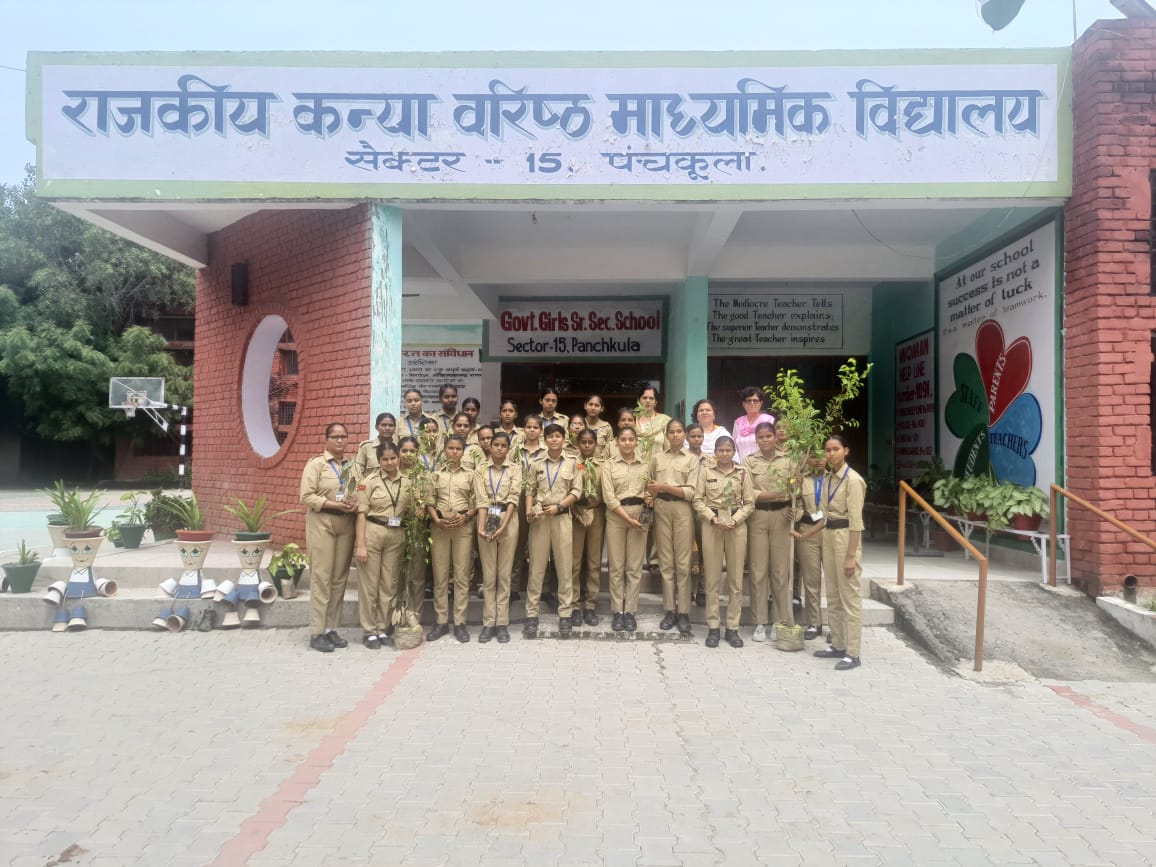 CPhhp's tweet photo. #NCCActivity
#NCCforEnvironment
As part of the ongoing Van Mahotsav Drive, tree plantation was carried out by cadets of 1 Har (G) Bn NCC, Ambala Gp from GSSS Sector 15 Panchkula. 25 Saplings were planted by the cadets who participated in the event. https://t.co/onSQSaM1z4
