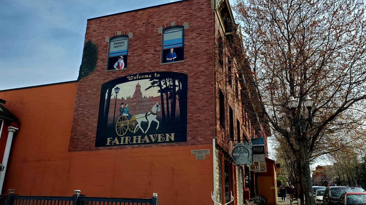 PortlyTravelle1's tweet photo. Fairhaven is a Victorian styled neighborhood in Bellingham, Washington. 
The biggest problem with this neighborhood is it's all hill and parking is limited, so a bit difficult for people with mobility issues. 

#fairhaven #washington #mobilitydisability  #disabledtravel https://t.co/8bHMnBFQUx