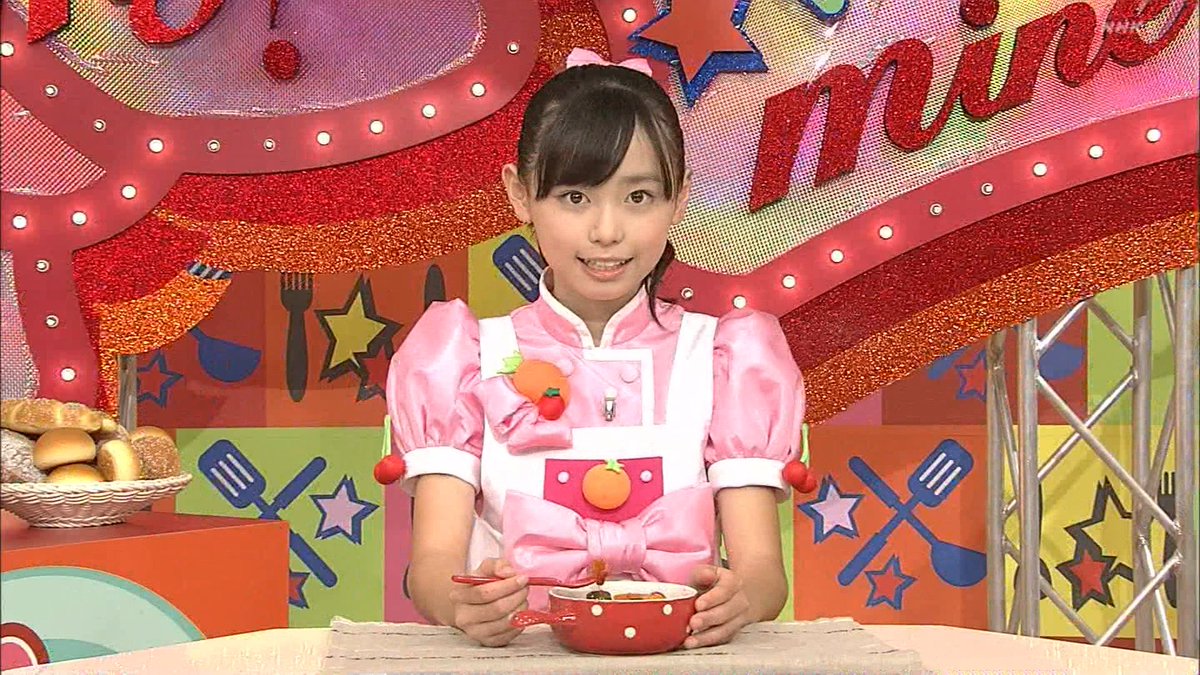tokyostory's tweet photo. 研音スタッフ　公式インスタグラムに大ブレークした“まいんちゃん”の���真公開 
https://t.co/F74cXPldNb https://t.co/V19uBbstCZ