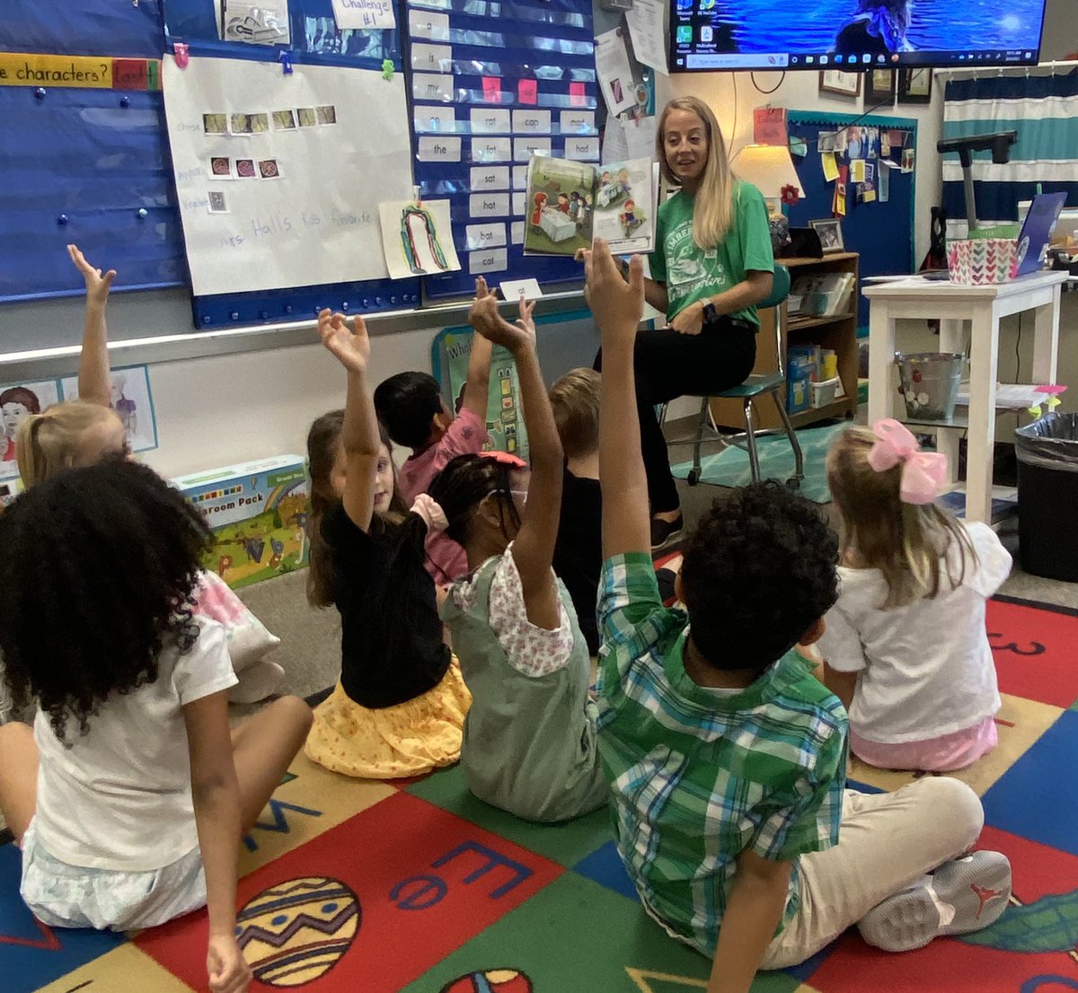garner1229's tweet photo. Thanks to @MelissaWarnerNC for a fantastic read-aloud yesterday!!! @TimberDriveES https://t.co/aTSd5C2Jb6