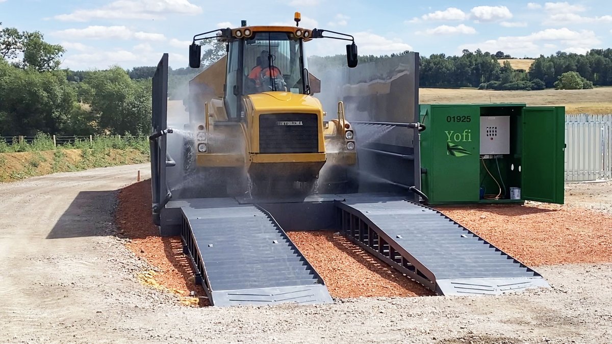 EHSmith's tweet photo. Congratulations to @NorthcotBrick, part of EH Smith Holdings, who opened their brand new Wellacre Quarry this week, securing the production of #bricks for many more years! 🧱⛓

Find out more about Northcot Brick
➡️ https://t.co/ZfK7ufouAc https://t.co/CUDCUSQ4JN