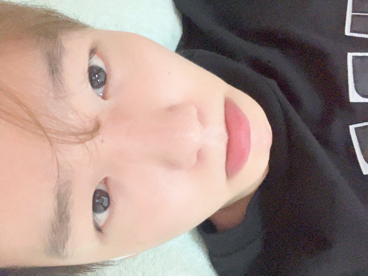 baeglais2's tweet photo. 진짜 웃긴 점: 우리반 애들보다 어려보임 https://t.co/ss1QaXMgZH