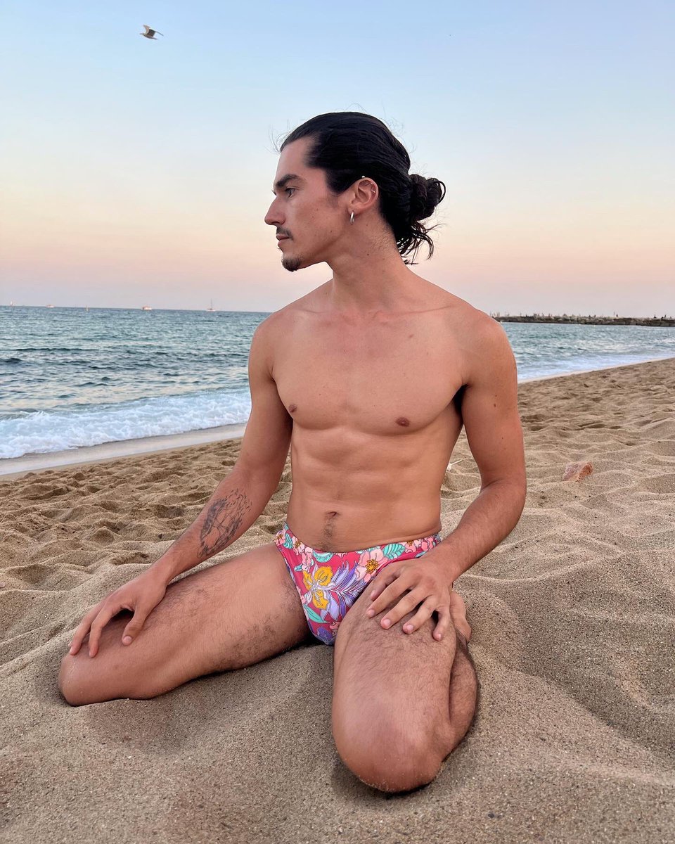 PieroPacks's tweet photo. 😍🔥♥️

#marbella #bcn #horny #gay #fuckboy https://t.co/RAkSOYHOfy