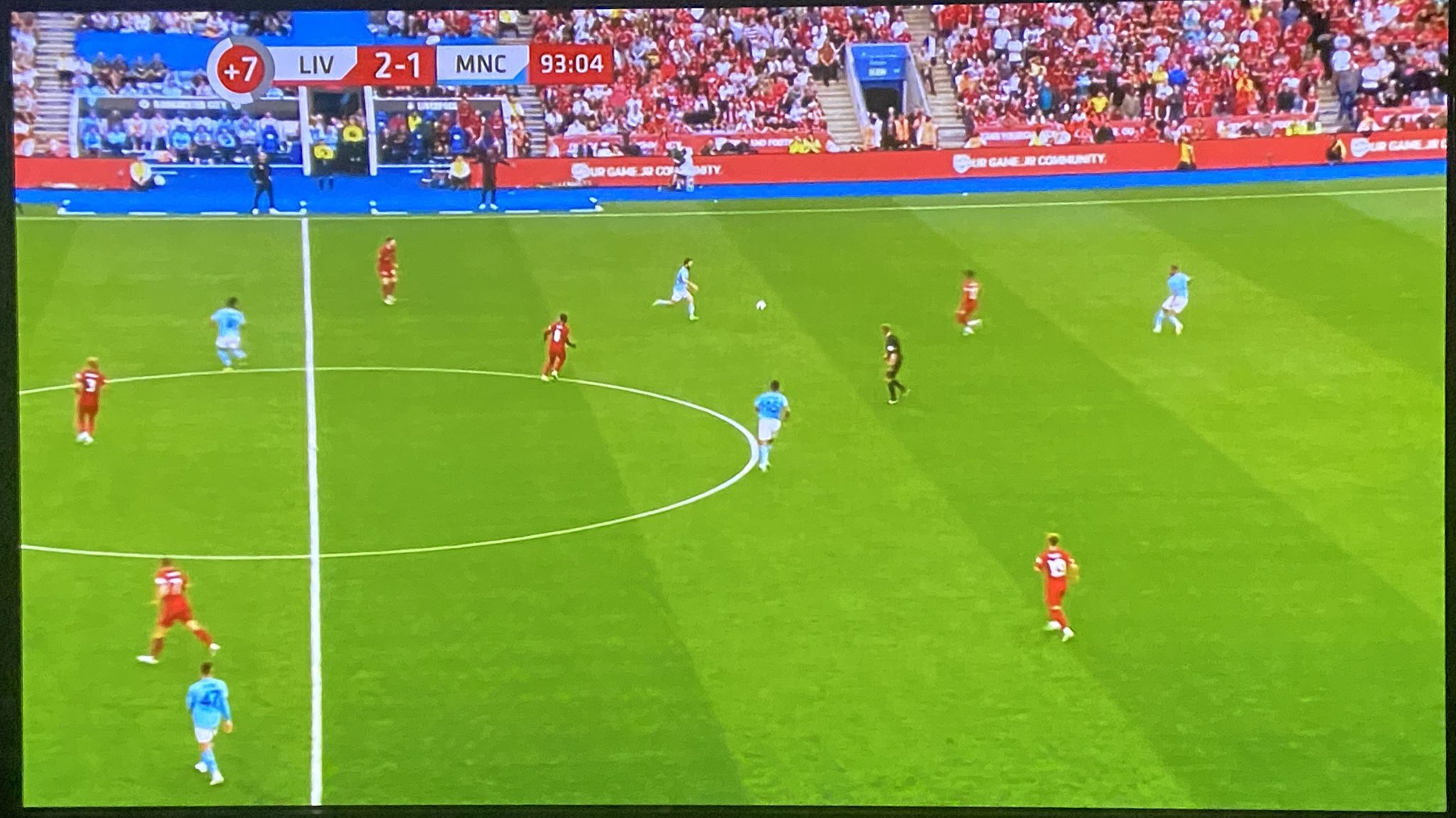 タクヤkop ようやくspotvに登録しました とりあえずtvで観る方法として Fire Tv Stick のブラウザで試してみたけどやっぱり画質悪いなぁ 1枚目がspotvで 2枚目がdazn 写真だとうまく伝わらないけど T Co X4qgmnyco9 Twitter