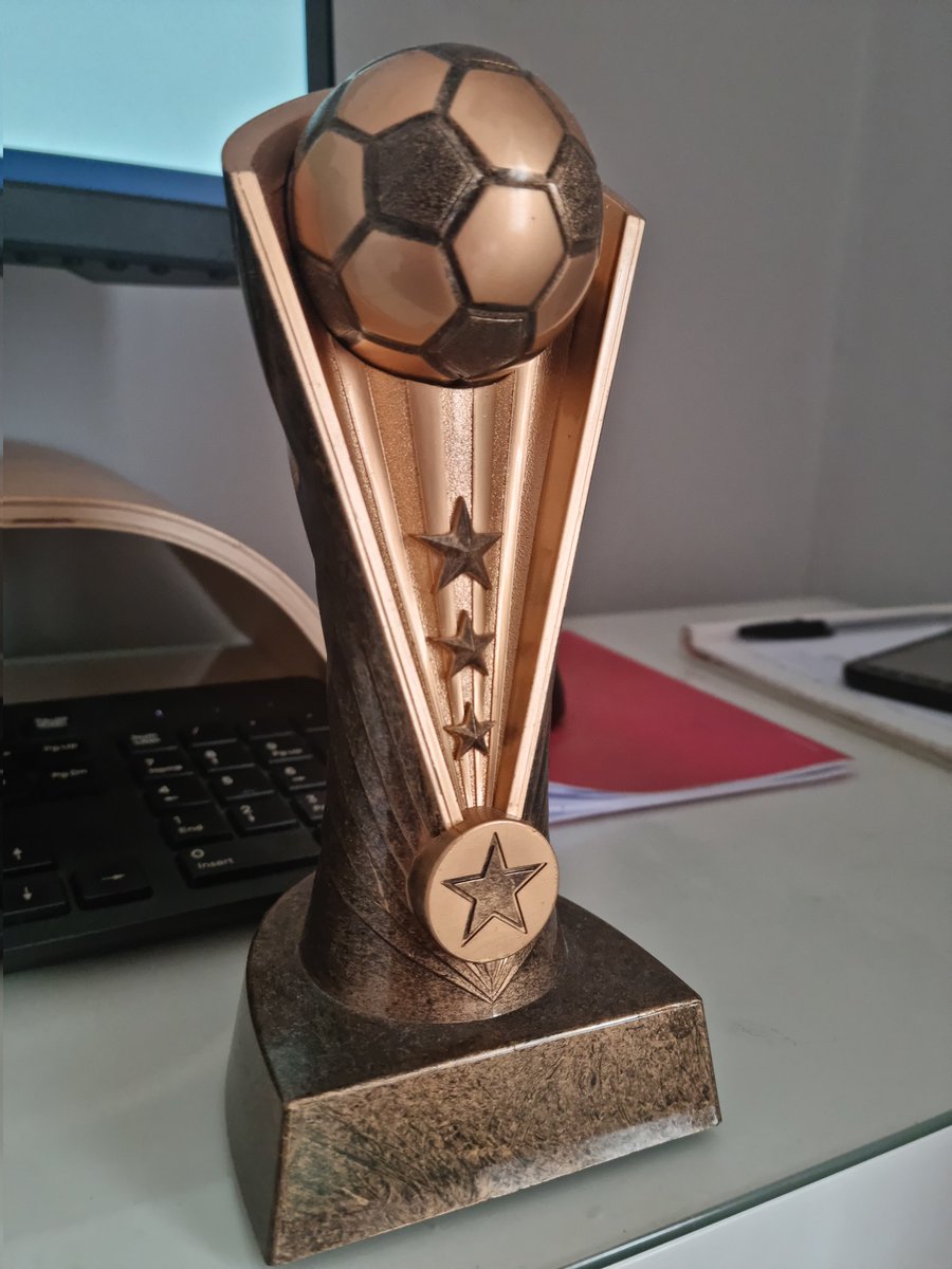 johnny_harr's tweet photo. New season, new Nemo Superleague trophy. #FPL #whatweplayfor https://t.co/ClSRPgtxl6
