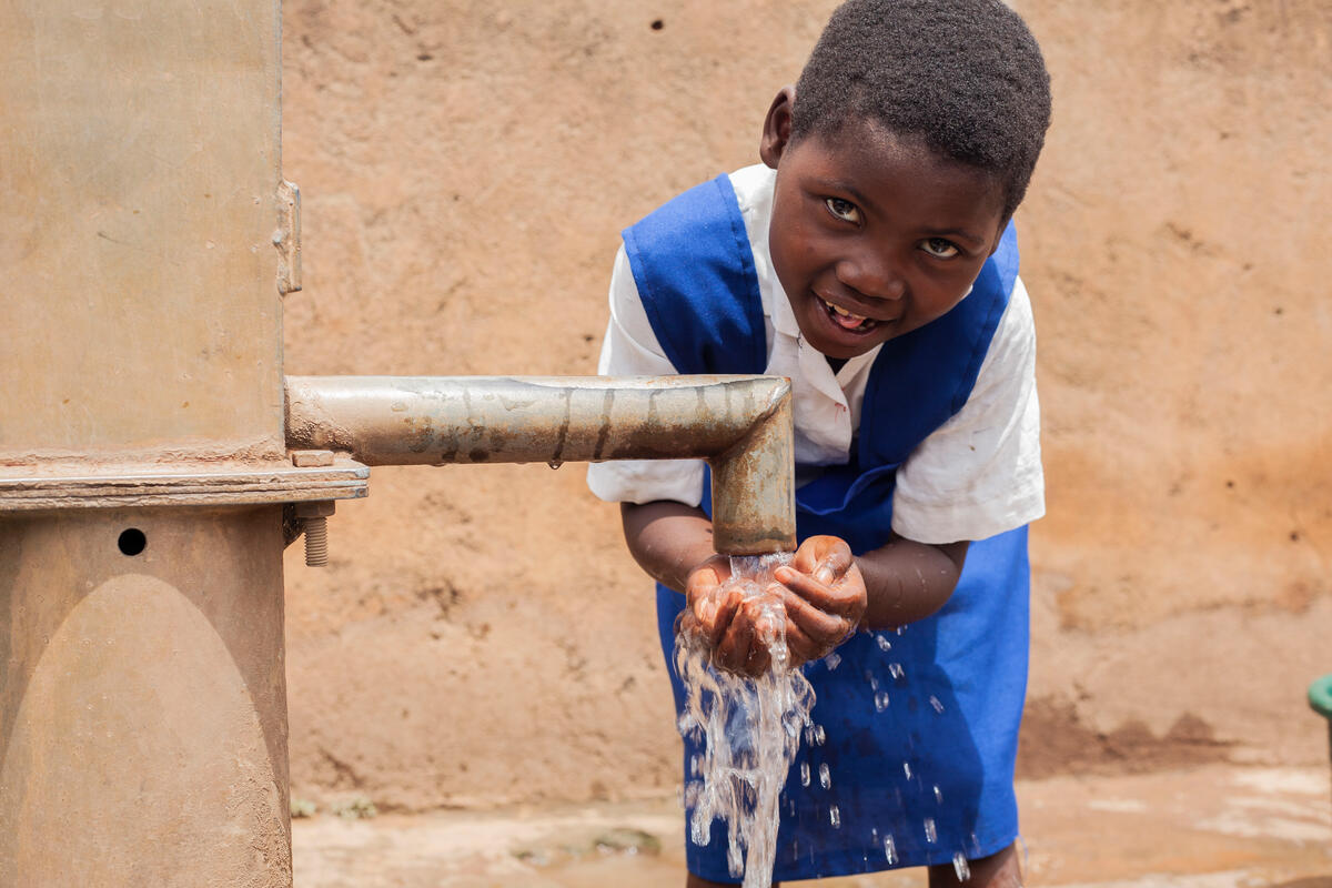 I've seen the incredible difference clean water makes for girls &amp; boys, their families and entire communities. It means better health and protection, more time in class, and better grades. It transforms children's lives. wvi.org/stories/zambia…
