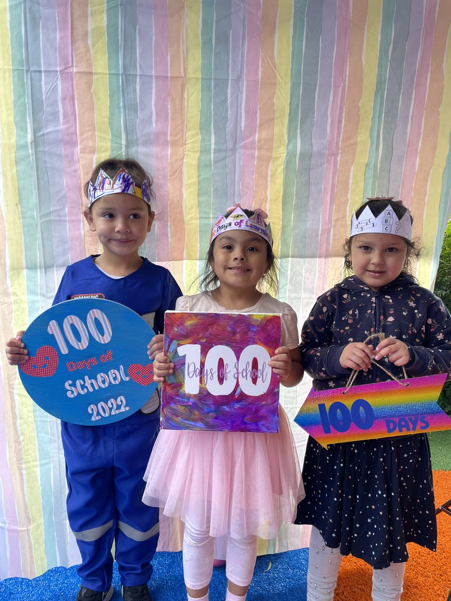 PSGlenwood's tweet photo. They have been counting the days and today Kinder finally turned 100! They had a wonderful day of fun to celebrate and loved sharing the morning with their families. #Edweek22 #LoveWhereYouLearn https://t.co/B9BSWxSSGL