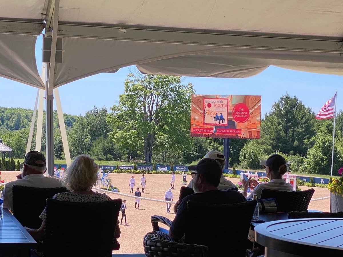 City Opera House tweet media