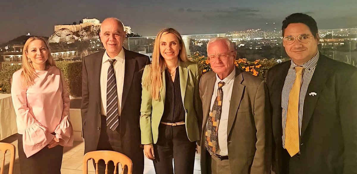 Antonia_Dimou's tweet photo. At inaugaration of Israel-Hellenic Forum meeting on "Athens Discourse: A World in Transition" organised recently by @BnaiBrit &amp; hosted by @IDIS_IR 40 plus academics &amp; experts from 🇮🇱🇨🇾🇬🇷 participated incl frm FM of Cyprus @Christodulides, frm Dep NSA @EranLerman &amp; @AnTheophanous https://t.co/MJNURZwYna