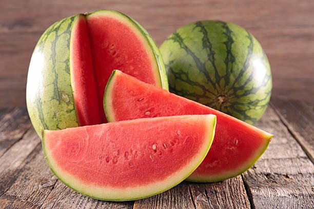 mercatdelesseps's tweet photo. 🍉 La reina de l'estiu, la síndria, hidrata, ens aporta vitamines i ens refresca 🍉
📍@mercatdelesseps obert de dilluns a dissabte, 8-14 hores.
Bon cap de setmana!
#Fruita #sindria #estiu #MercatsDeBarcelona #MercatdeLesseps https://t.co/QsALaGDyfb