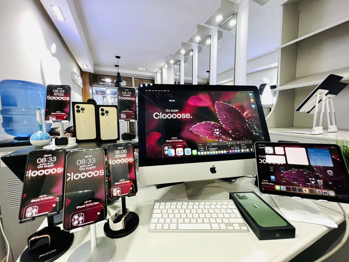 GyozlynB's tweet photo. Come through at our shop and collect your best or favorite iPhone before 14 gets in…@appleanimalug got Ue sorted..#appleanimalug https://t.co/K45gvlxzmP