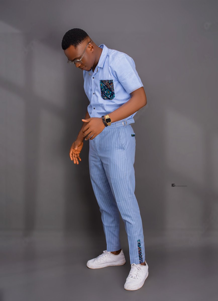 OkonRomeo's tweet photo. I sew clothe hit me up let me dress you well

Retweet my hustle my customers are on your TL 

My prices are fair https://t.co/bAVxgsQ5tA