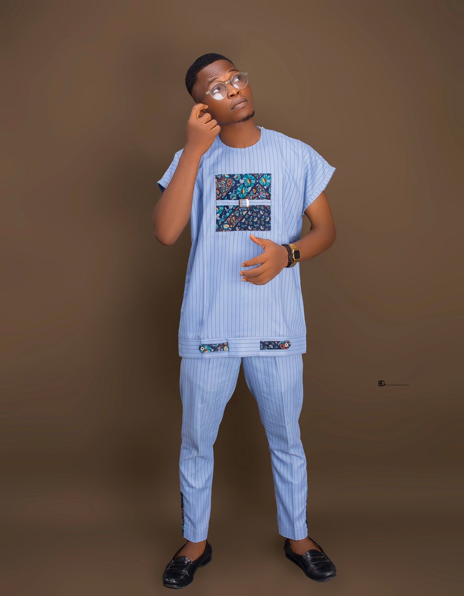 OkonRomeo's tweet photo. I sew clothe hit me up let me dress you well

Retweet my hustle my customers are on your TL 

My prices are fair https://t.co/bAVxgsQ5tA