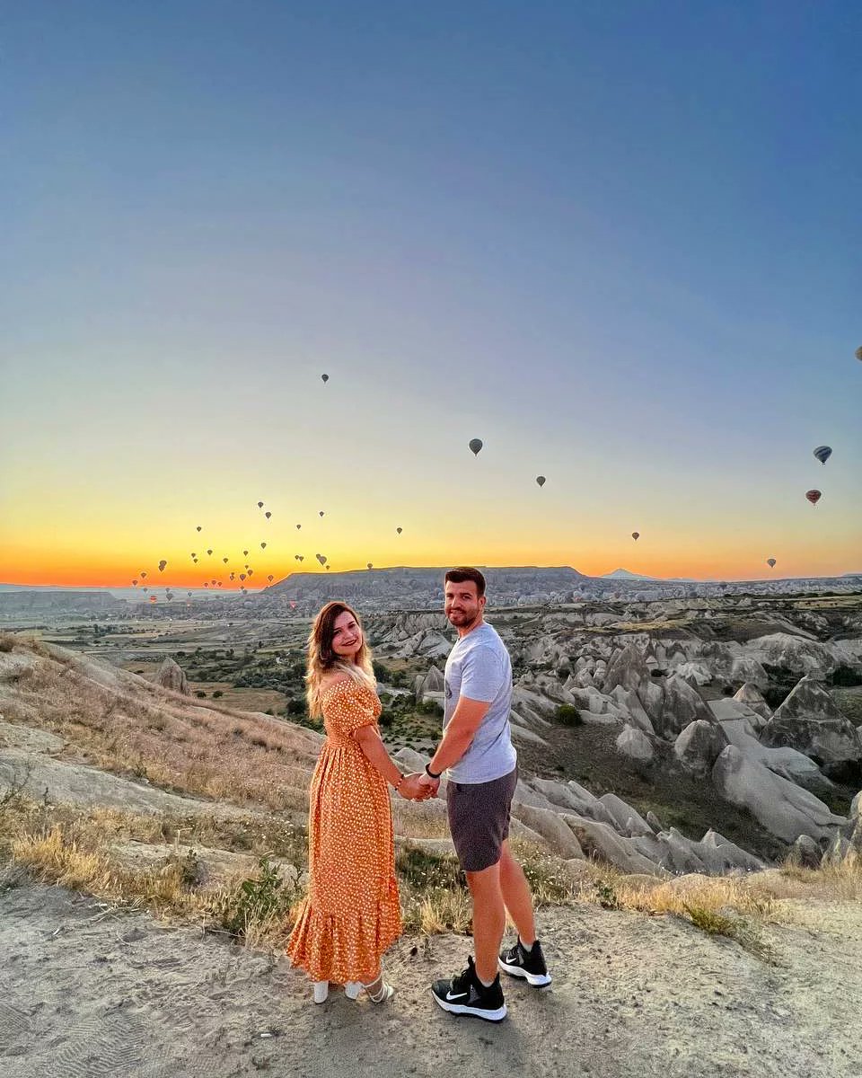 semihtaskinn's tweet photo. 🏜️🌵🐫🧡🎈 https://t.co/qnGemZAZoa