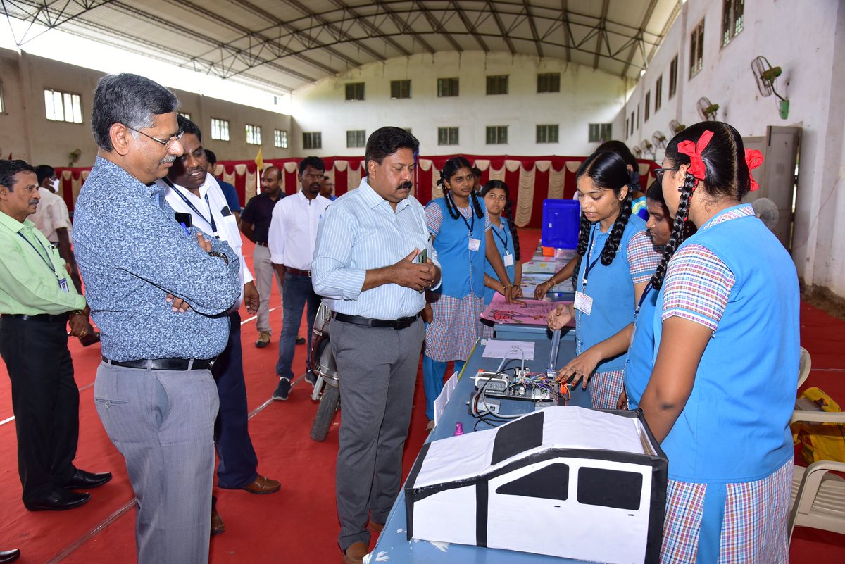 Indhu_Kalimuthu's tweet photo. Congratulations girls 👏❤️ Our school ATL students K.Sharmila, V.Powerna and V.Janavi Sri won 2nd prize 🏆 ( 20,000 Rupees cash prize ) for their project "DDA Avoider" at the state level Knowledge Pattarai competition  conducted by Syed Ammal Engineering College, Ramanathapuram https://t.co/zY38D73S6f