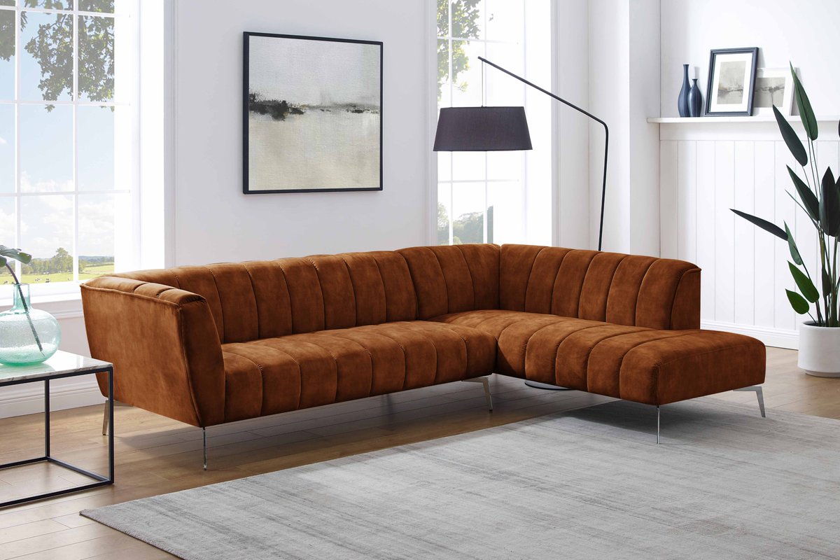 Chandle44229523's tweet photo. Modern L Shaped Velvet Sectional Sofa 😉👈
Gathering everyone for a movie night or game race. You'll be enjoying lying or sitting here all day.
Fast shop here : https://t.co/cn74a7lQ6i🛒🛍
Contact : info@atunus.com
•
•
•
#fabricsofa #Lshapesofa #interiordesign #homedecor https://t.co/TN4cXBfYqx