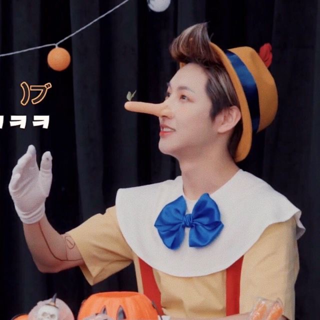 hourly__hrj's tweet photo. #RENJUN #런쥔 #仁俊 https://t.co/Xlzsz7mQ3w