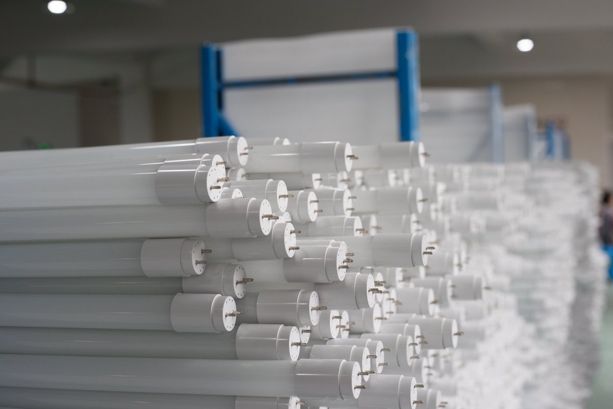 Check out the latest article in my newsletter: ما الذي يجب أن يعرفه المشترون عن عمر المنتج LED؟ linkedin.com/pulse/%25D9%25… via <a href="/LinkedIn/">LinkedIn</a>