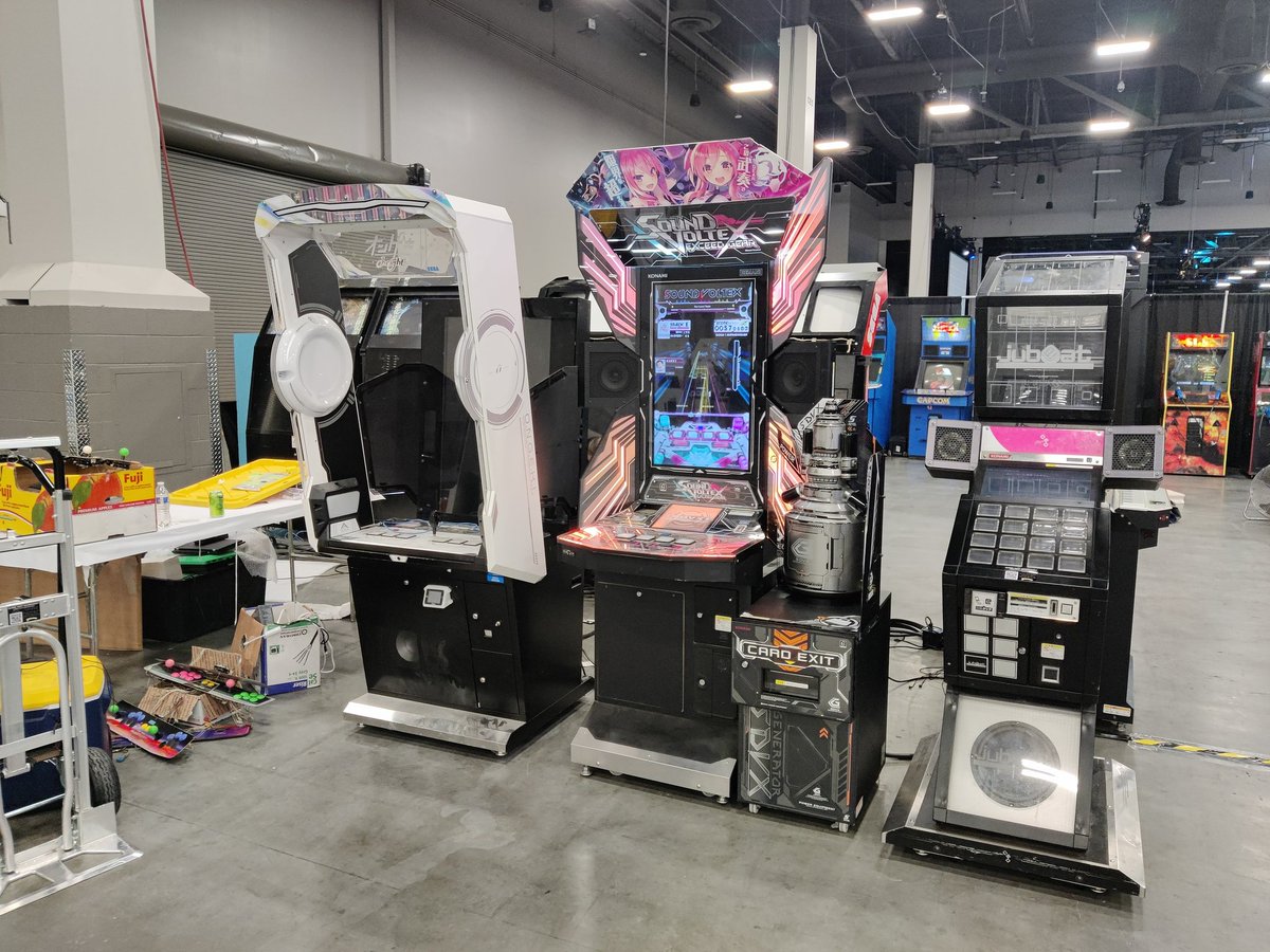JohnQ81069819's tweet photo. #Evo2022 #behindthescenes #rythemgames https://t.co/9X99Rqtefa