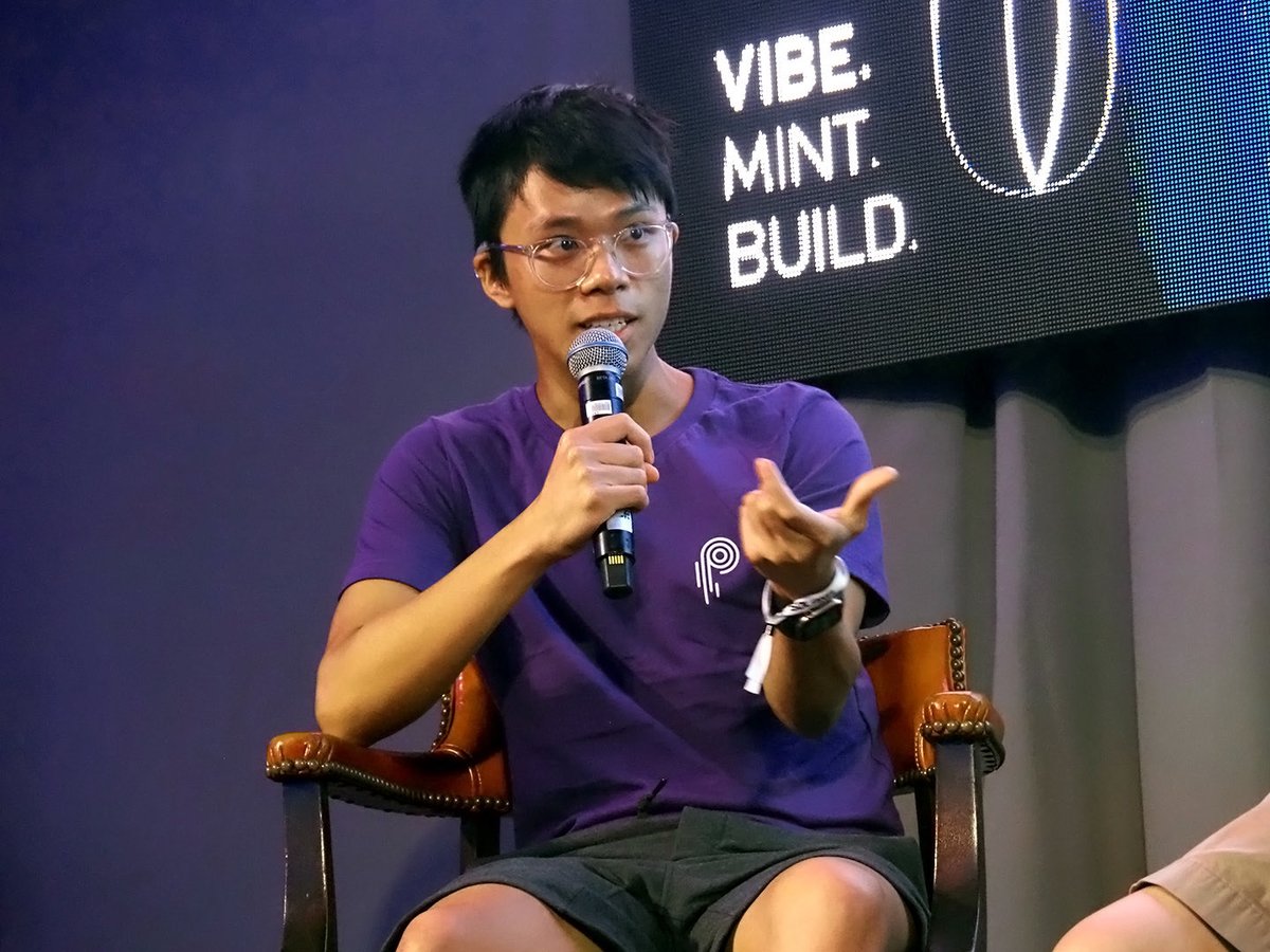 functi0nZer0's tweet photo. You may not like it, but this is what a 10x developer looks like https://t.co/j52bwmgAbh
