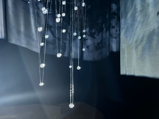 Emergence, my most recent site-specific light installation, highlighting the spectacular displays of Starling murmuration, opens at The Coro today as part of their Incredible Journeys programme exploring animal and human migration.- mailchi.mp/a11e48e040a8/t…