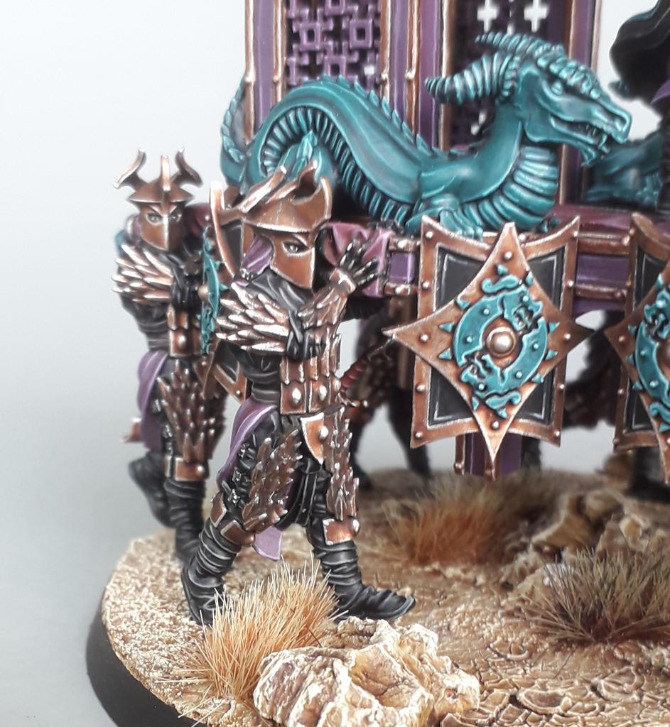 pe_painter's tweet photo. The Dragon Emperor pt.3
Final set of detail shots 🙃 #paintingwarhammer #warhammercommunity #mesbg #easterlings #thegleaminghorde https://t.co/7qQDxrWtwT