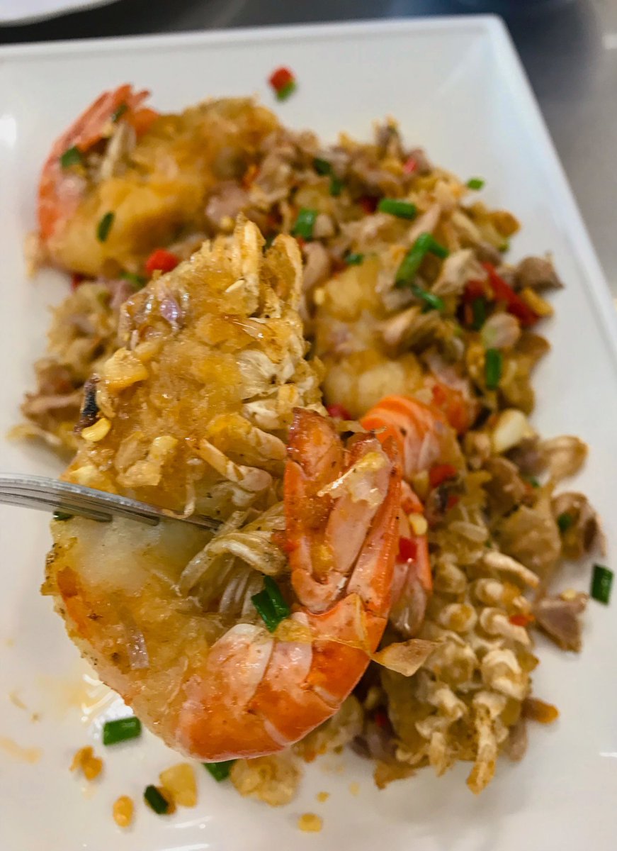 PrerdsPreaw's tweet photo. 📍กุ้งเพื่อนแพรว ตลาดกลาง อยุธยา

🍤กุ้งเนื้อเด้ง หวาน มันเยิ้มมม เราสั่ง

🔥กุ้งเผา 500 1 โล

🍳กุ้ง 450 1 โล ทำอาหาร 3 เมนู (ค่าทำ 80/เมนู)
-ข้าวผัดกุ้ง
-ต้มยำกุ้ง
-กุ้งคั่วพริกเกลือ

#อร่อยบอกต่อ #อร่อยไปแดก #เพริศแพร้วชวนชิม @aroii @aroypaidaek @ReviewAroii https://t.co/cZZjNKyDwB