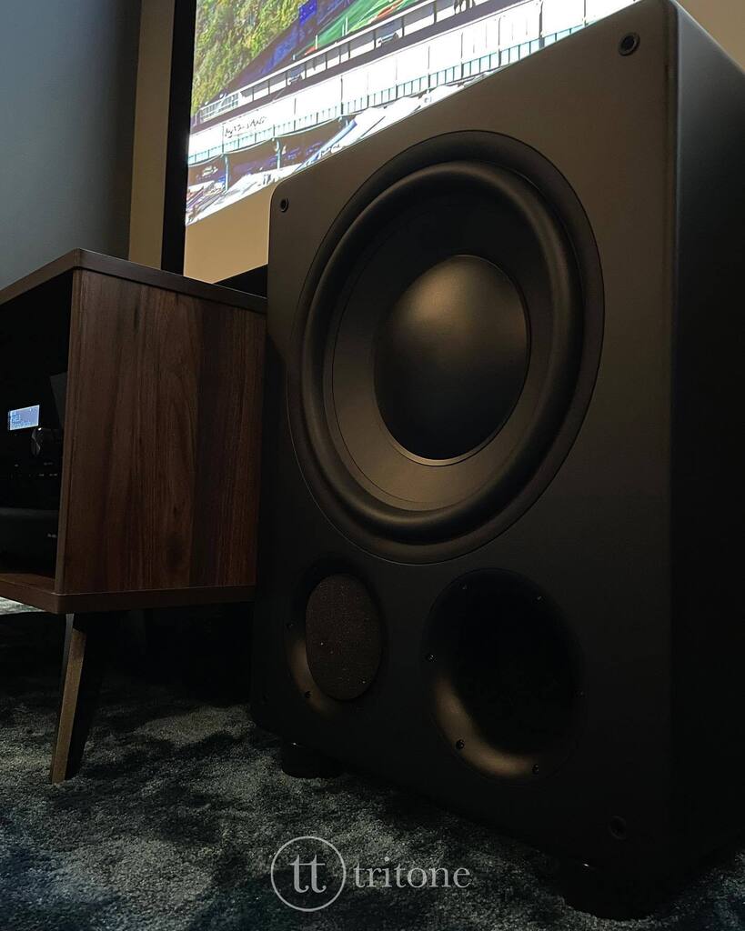 tritone av tweet media