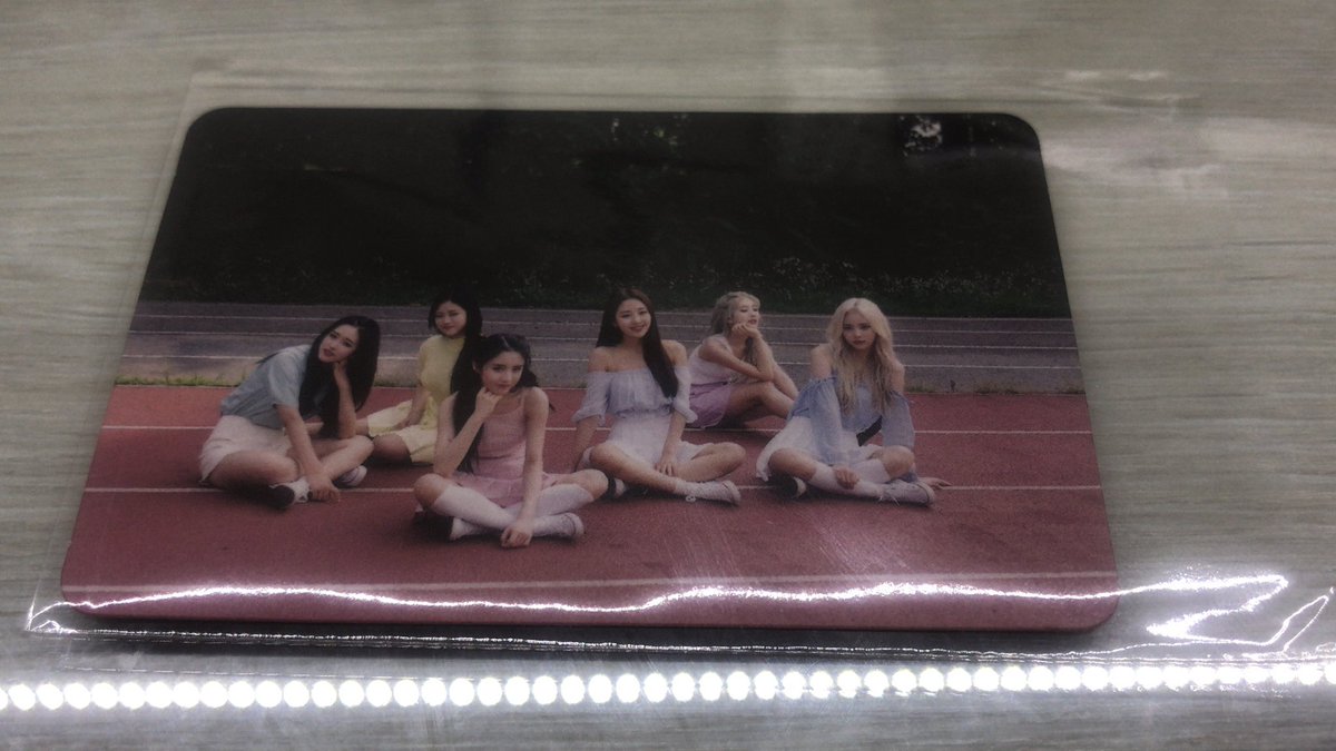 seolmoz's tweet photo. wts lfb ph loona

✷ limited hi high ot6 version b pc
𓂋 ₱1000 + pf
𓂋 payo / flexi dop
𓂋 mop: gcash
𓂋 reply/dm to claim 

🖇 wts lfb loona herjin jinsoul olivia hye hyunjin yves kim lip pc pcs photocard photocards https://t.co/Ok9TlfvKC9