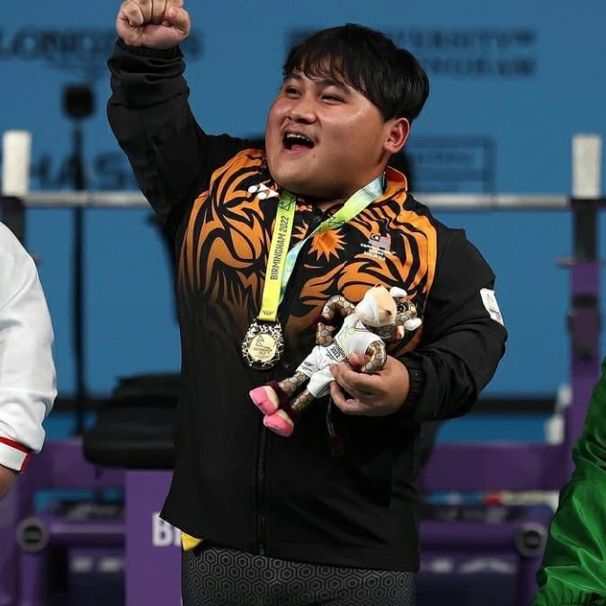 strike4Xcellent's tweet photo. World Class Performance! Berjaya memperbaharui rekod kejohanan (GR) Temasya Komanwel 🇲🇾🔥

🥇Bonnie Bunyau Gustin

Acara: Powerlifting
Kategori: Men's Lightweight 
Angkatan Terbaik: 220kg 
Point: 154.6 

#ParaWarrior
#TeamParaMas
#KamiLuarBiasa
#DemiMalaysia https://t.co/bhOuscvCr0
