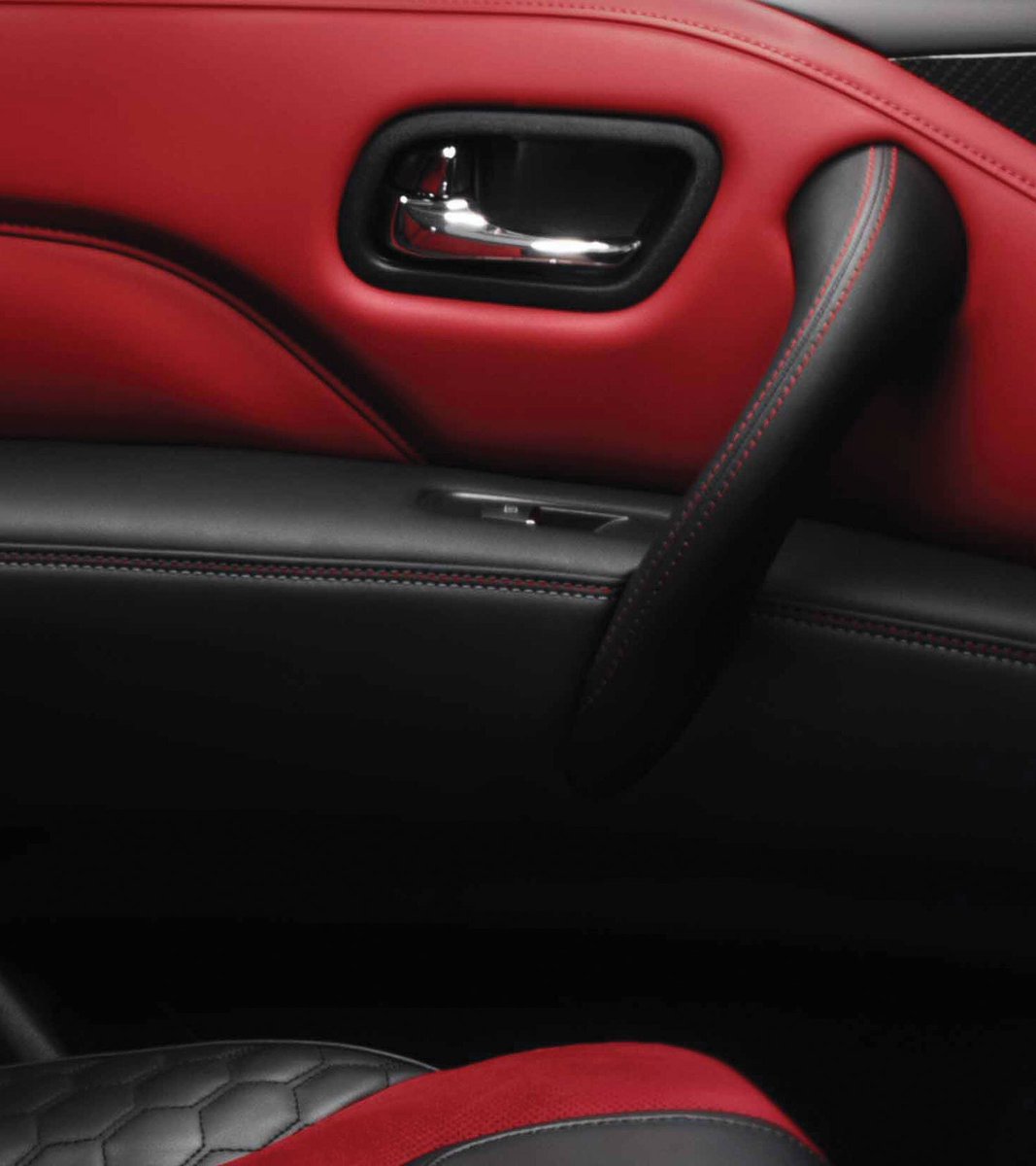 Nissan_QA's tweet photo. With the New #NissanPatrol NISMO 2022, experience luxury and comfort in an Alcantara interior. #CraftedToConquer
#PatrolLegends #Nissan #NissanQatar #DohaCars #QatarCars https://t.co/p8OScjqReq