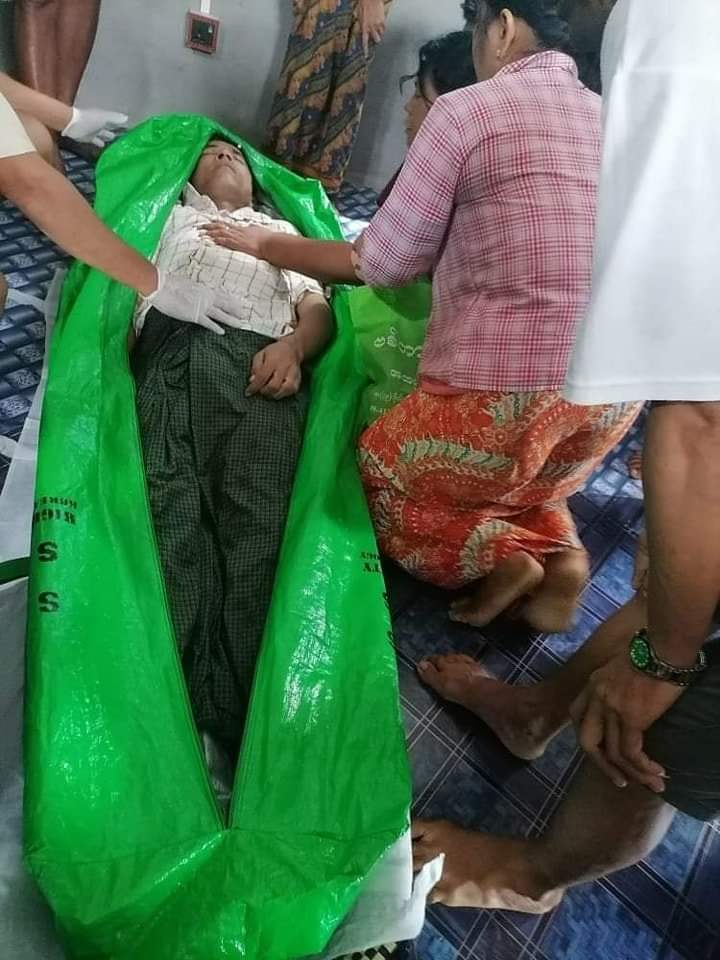 Tw//Death

At around 10pm of Aug 4, U Soe Myint in his 50s was arrested by military terrorists and he was found being tortured on Zahar road of #Dawei Bommaw ward. Next morning, his dead body with gunshot at his temple head was found at the city's public hospital.

#2022Aug5Coup