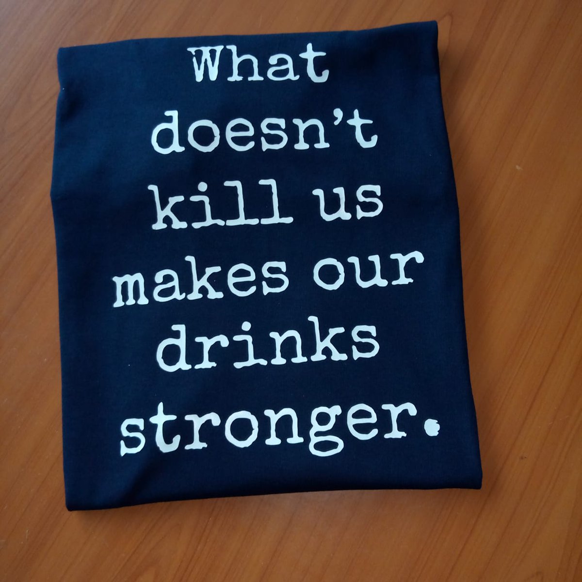 Pick_Up_Trucks's tweet photo. Todays Market Day is Featuring @Newrich_Media that makes these Cool Tees and other branded apparel.. 

Get one with a story of your car or one you wish to own👌🏾

The first Frame deserves a toast😂🍻🍻 Enjoy the weekend 🤝🏾 https://t.co/QKZmBRoa7f