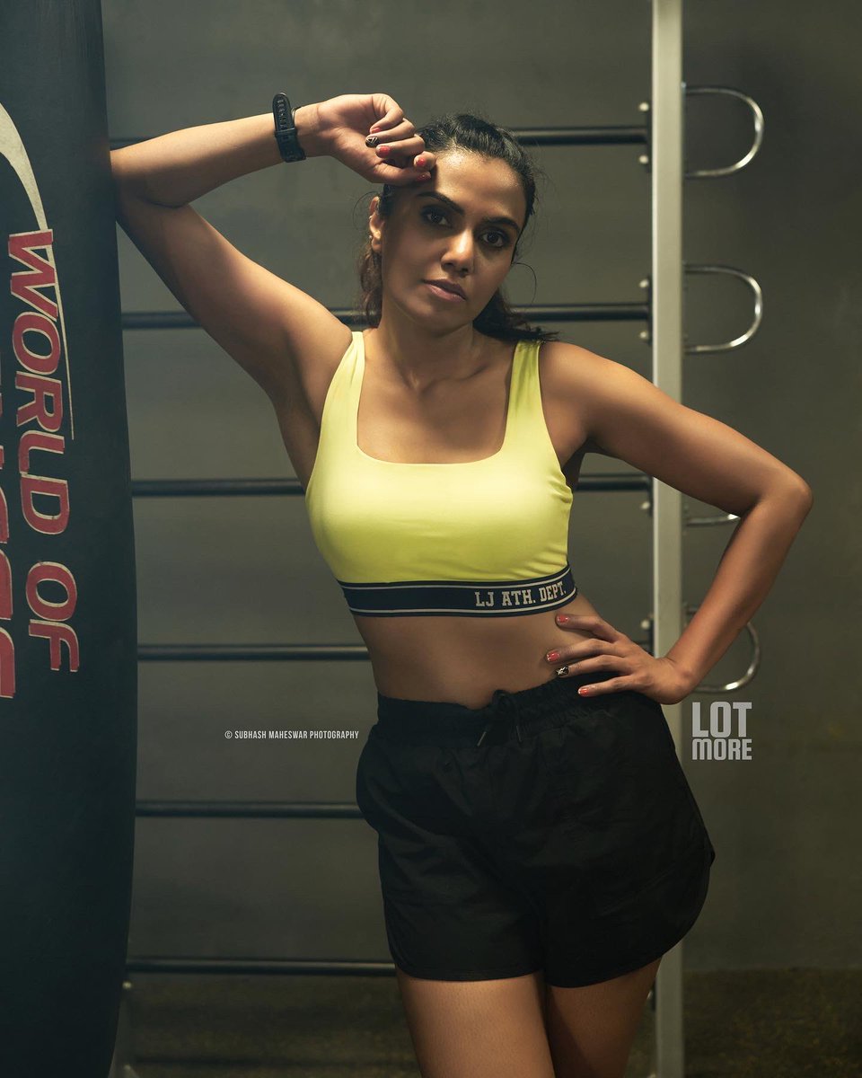 preethicpaul's tweet photo. Driven by passion!!

Credits
Inframe @preethichristinapaul 
Photography @subhashmaheswar 
MUA @neethu_makeupartist 
Garment @lornajaneactive @lornajaneme 
Shoe @nikerunning @nike @nikewomen 
Watch @garmin @garminfitness 
Location @befit_kochi 
Production @lotmore.in 
. https://t.co/aoj3rP5MjB