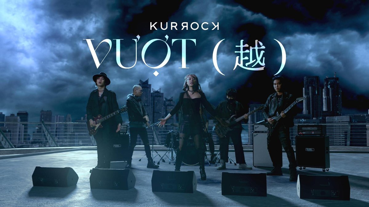 KURROCKOfficial's tweet photo. 「Vượt（越）」MVを8/7（日）21:00にプレミア公開決定

1stシングル「Vượt（越）」のMVが、8月7日（日）21:00にYouTubeにてプレミア公開することが決定しました！

是非、リマインダーを設定してMVプレミア公開にご参加ください！
#kurrock #黒ック #vượt #越 https://t.co/Xqkb57S8wF