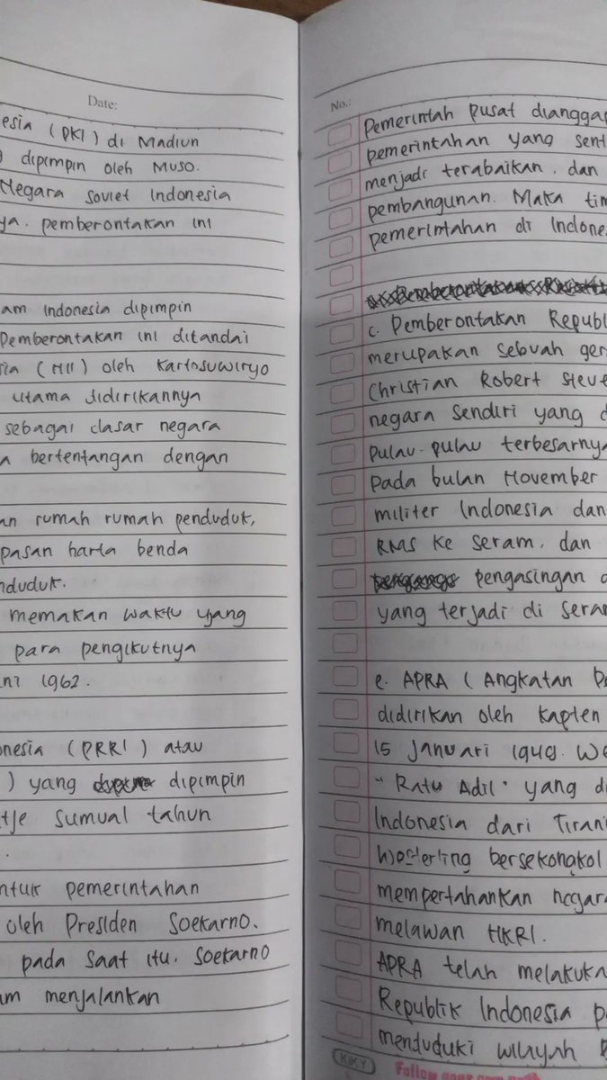 ncelsstudie's tweet photo. HALOO MOOTSSS, HOW'S UR DAYY?? HARI INI AKU NGERANGKUM PKN AJAA SIH TAPI NANTI KALO SEMPET MAU KERJAIN TUGAS YANG LAINNYA. GOOD NIGHT MOOTSS !! https://t.co/CGNTZZAbkm