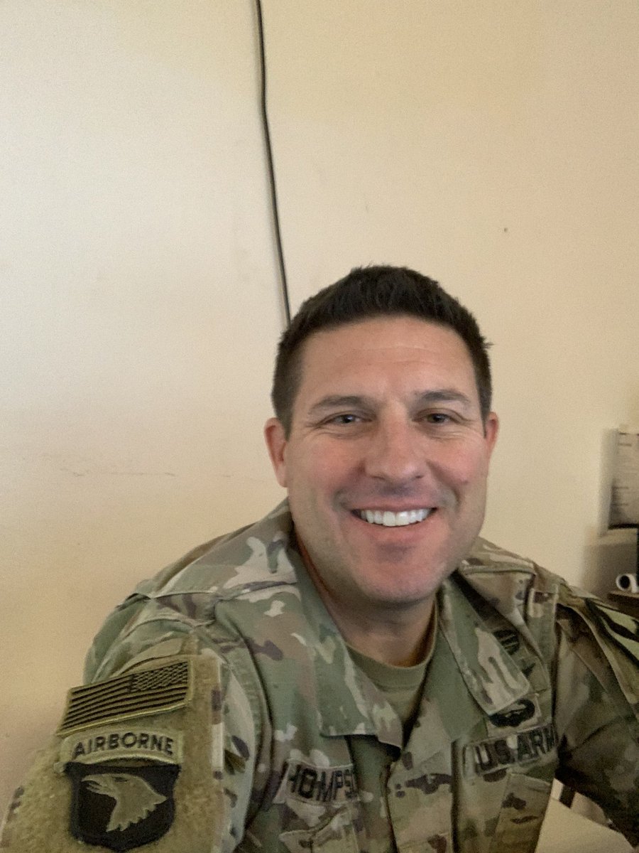 DIThompson78's tweet image. #ApesTogetherStrong trust in @CEOAdam and each other. #AMC #APE is our company and our stock! I’m so jacked!! 😂