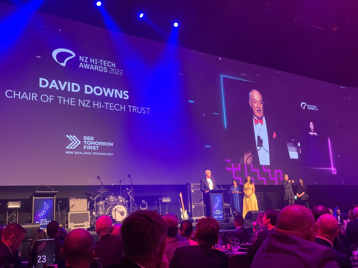 NeilDHamilton's tweet photo. El Maestro - @dwdowns on a roll with his Chair opening address at the Hi Tech Awards. #HTANZ https://t.co/hkXluCsTie