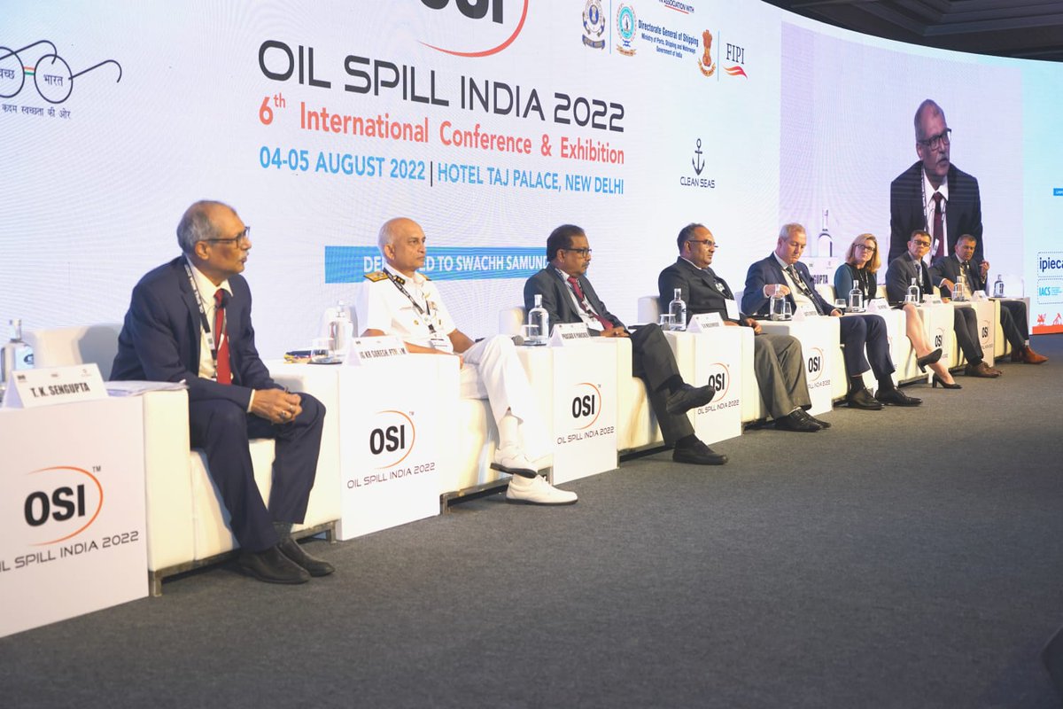 Shri <a href="/tk_sengupta/">Tapas</a>, FIPI moderated a panel discussion on 'Outlook &amp; Developments - global, regional &amp; national' to explore options for a global response to reduce &amp; contain oil spills in oceans, regional impact, legal frameworks, technologies and future challenges in the industry.