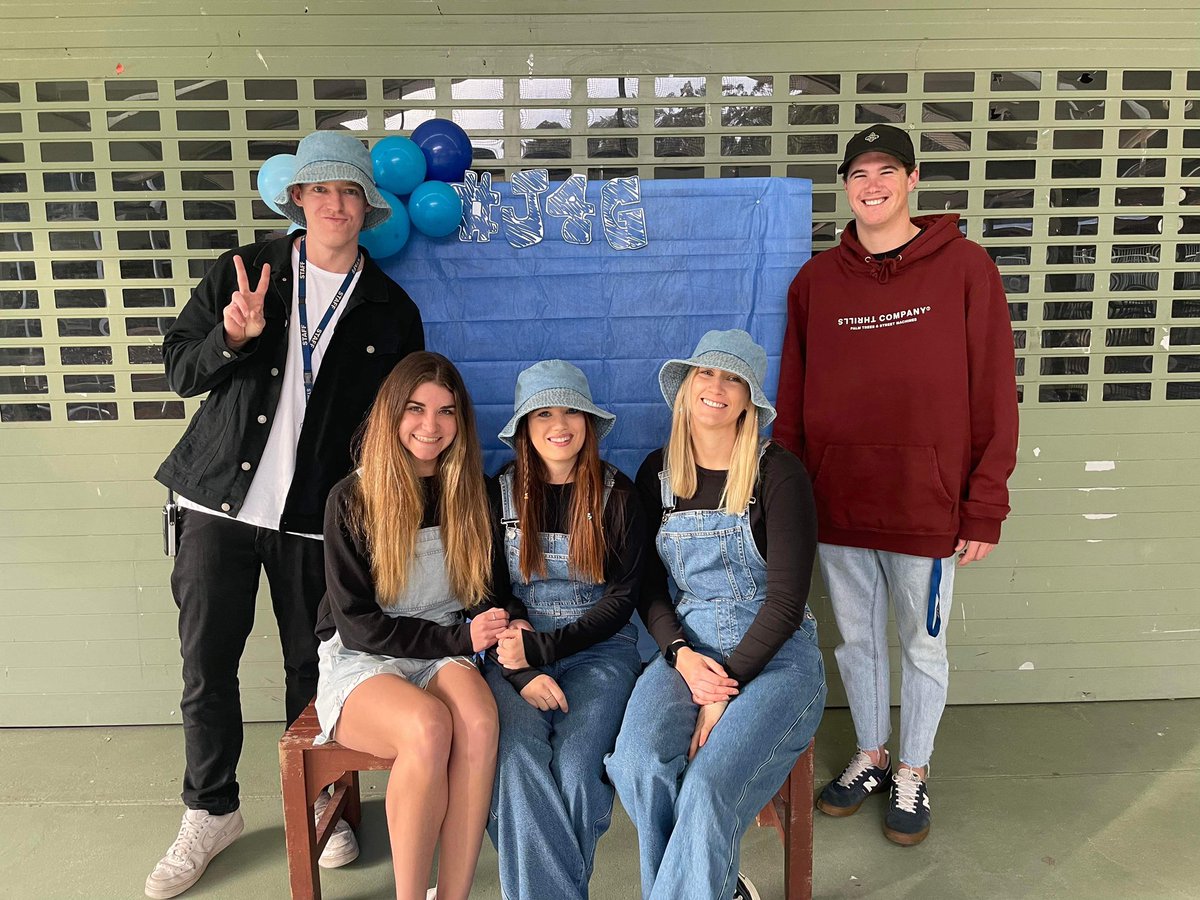 ciara_brown00's tweet photo. Proud of our little schools support for @CMRI_AUS #jeans4genes day 👖🌟@BatesDrive https://t.co/xEJrreEqmU
