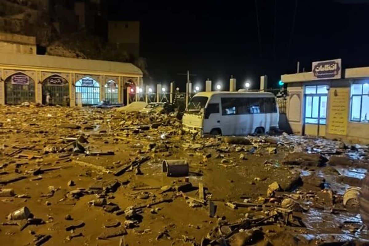 davepetley's tweet photo. The 27 July 2022 Imamzadeh Dawood mudflow disaster in the mountains near Tehran is one of a number of recent landslides in Iran over the last week or so.  At least 100 people have been killed or are missing:- https://t.co/iH28F3Sjaf https://t.co/jHCfm8VNAQ