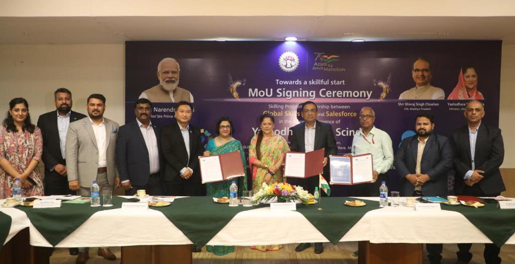 Fantastic and inspiring meet with honourable <a href="/yashodhararaje/">Yashodhara Raje Scindia</a> 
- Outcomes focused
- Deep care for the state n youth
- Appreciated the need of skilling on #digital #tech nd Job ready programs.
<a href="/salesforce/">Salesforce</a> and DTE MP <a href="/mintechnicalmp/">Dept of Tech Edu, Skill Dvlpmt & Employment, GoMP</a> will work under her and <a href="/ChouhanShivraj/">Shivraj Singh Chouhan</a> guidance.