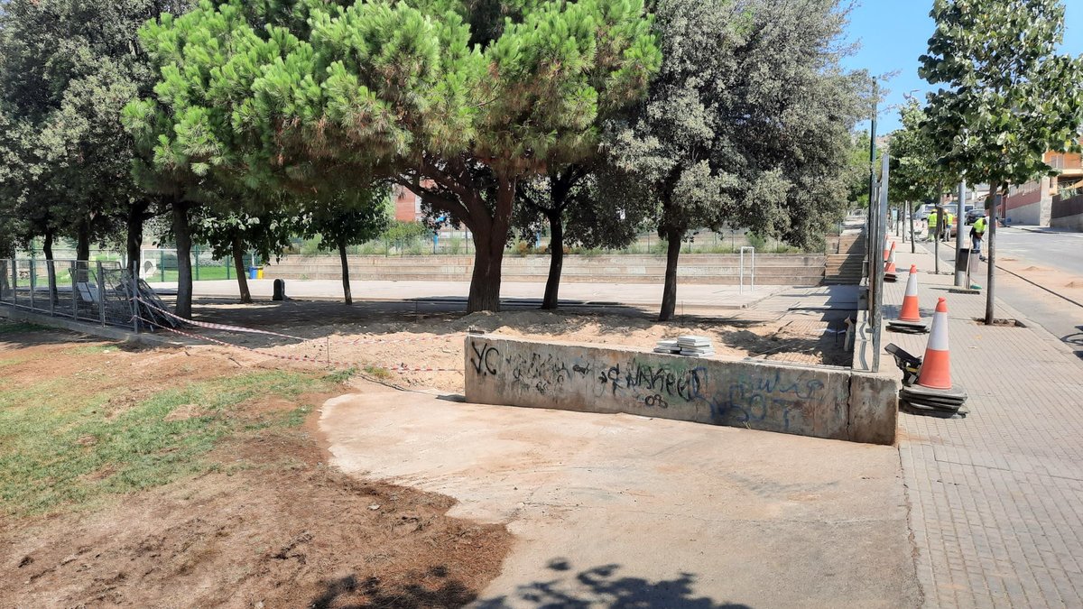 Ajuntament de Torroella de Montgrí tweet media