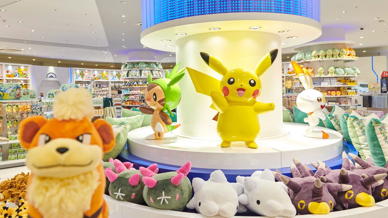 ポケモンセンター公式ツイッター 正解は ポケモンセンタートウキョーベイ でした お店でもピカチュウが出迎えてくれたみたい ガーディといっしょに 全国のポケモンセンターを巡る旅も残すところあと2つ 次はどのポケモンに会えるかな