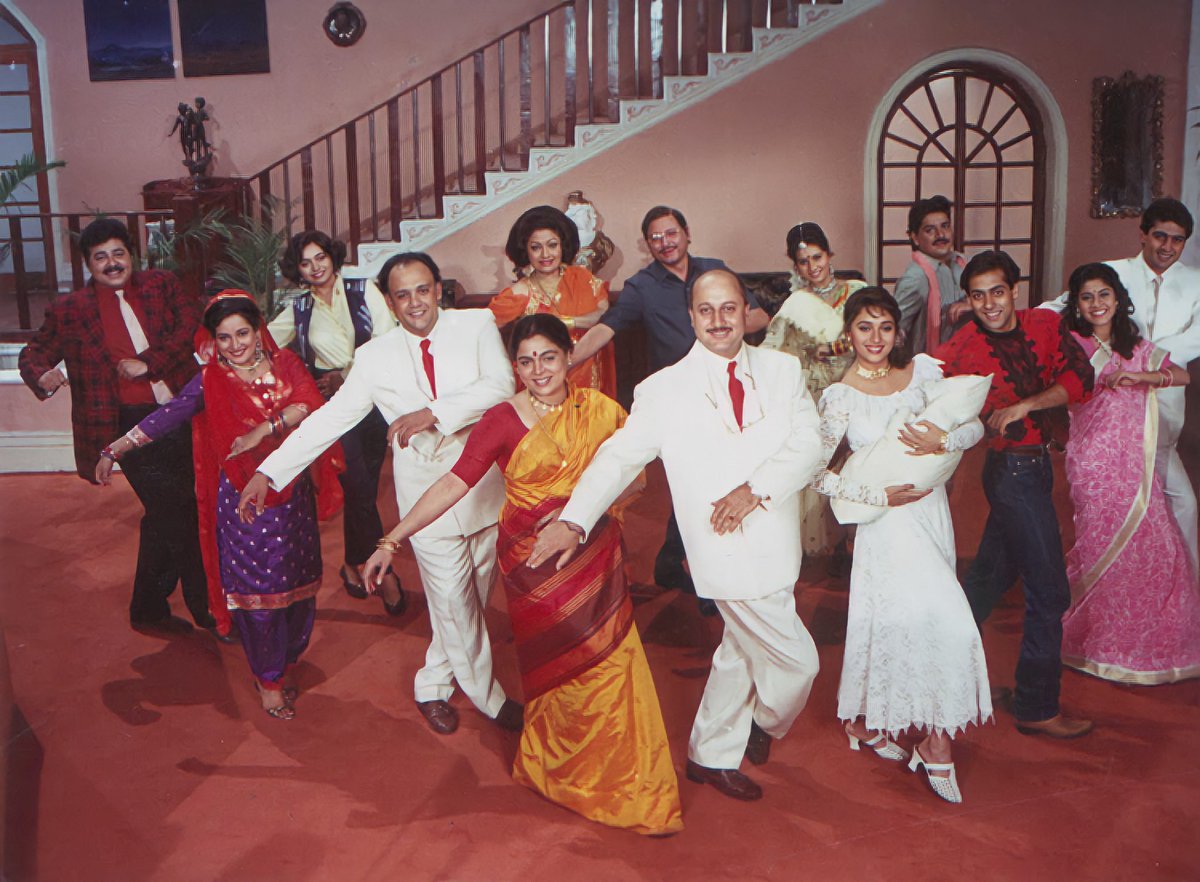 28 Years of #HumAapkeHainKoun (05/08/1994) 

It is written & directed by #SoorajBarjatya. Starring #MadhuriDixit, #SalmanKhan, #MohnishBahl, #RenukaShahane, #AnupamKher, & #AlokNath. Song by   #Raamlaxman, #RavinderRawal & #DevKohli. 

What is your favourite song from the film?