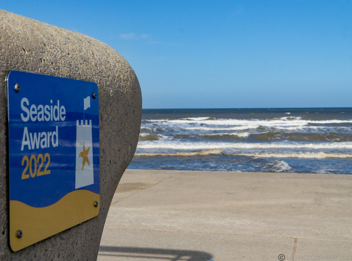 Great news if you're coming to Blackpool as it's been given the seaside award 2022,👏  and you can help by putting your rubbish into the bins 🚮 that have been provided. #Blackpool  #seasideaward #keepbritaintidy #rubbish #lovemybeach #bins #VisitBlackpool