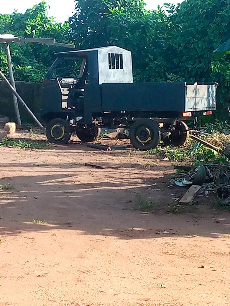 Stephen08447929's tweet photo. Made in Benin https://t.co/omGA6ZEVIU