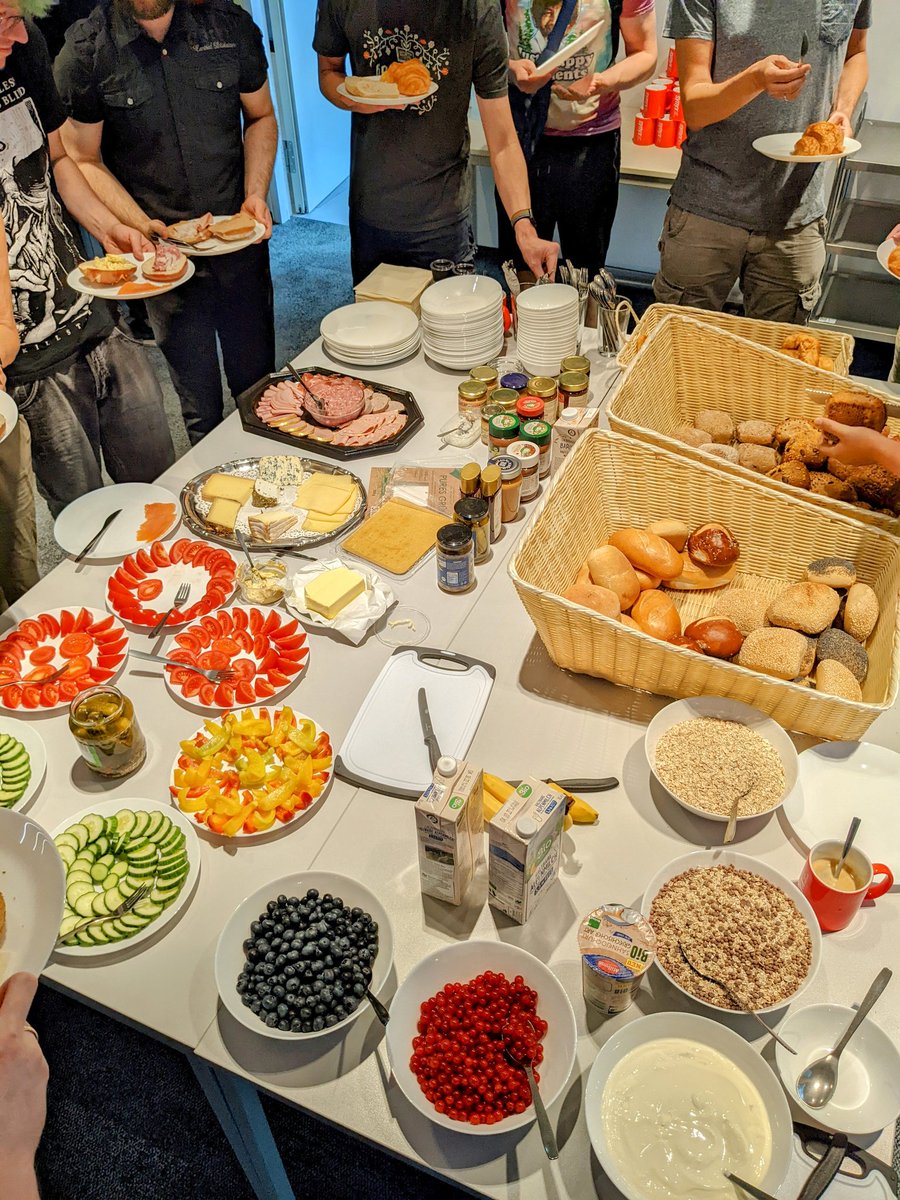 Heute ist wieder Frühstück bei <a href="/synyx_ka/">synyx GmbH & Co. KG</a>! 🤩