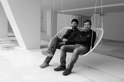 FOXOS y Carbajo Barrios Arquitectos: “Foxos es un proyecto en un entorno que venía heredado de las épocas de crecimiento costero. Buscamos una mayor integración con el paisaje y mayor respeto al lugar donde se ubican” 🗞 Más en El Confidencial: elconfidencial.com/el-grito/2022-…