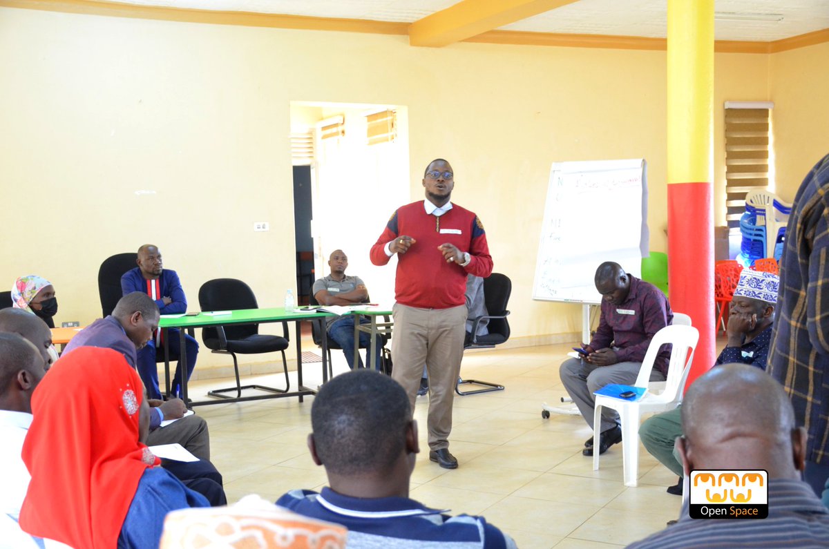 OpenSpaceUganda's tweet photo. Right now, Ashraf Kakaire of @OpenSpaceUganda is currently taking the youth councillors through a session on "Coding Power & The History of Decentralization".
What is Power? What is Decentralization? And what power do leaders of Local Government have?
#MYPP
#LeadershipDevt https://t.co/c9PWs6l0qz